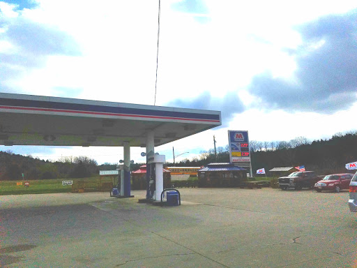Gas Station «Kwik Shoppe», reviews and photos, 3520 Ivor Rd # A, California, KY 41007, USA