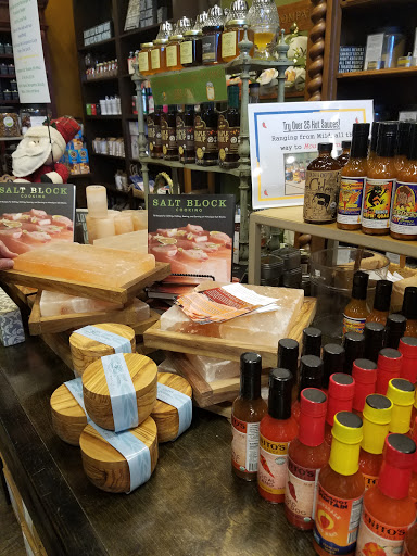 Clothing Store «L.L. Bean», reviews and photos, 75 Evergreen Way, South Windsor, CT 06074, USA