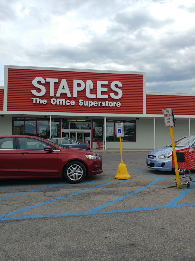 Office Supply Store «Staples», reviews and photos, 1399 Ulster Ave, Kingston, NY 12401, USA