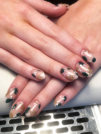 Colour Nails Hand&Foot Spa in Dublin 9, Co. Dublin