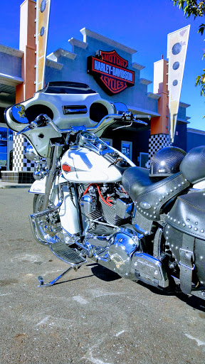 Harley-Davidson Dealer «Oakland Harley-Davidson», reviews and photos, 151 Hegenberger Rd, Oakland, CA 94621, USA