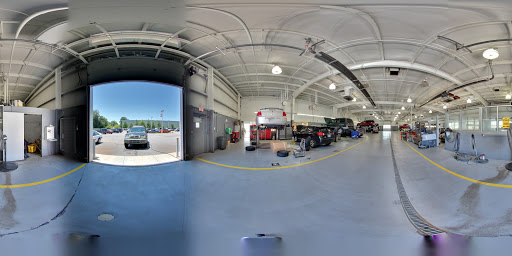 Car Dealer «Hall Nissan Chesapeake», reviews and photos, 3417 Western Branch Blvd, Chesapeake, VA 23321, USA