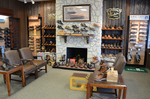 Shoe Store «Kern Brothers Shoes», reviews and photos, 57 Boone Village, Zionsville, IN 46077, USA