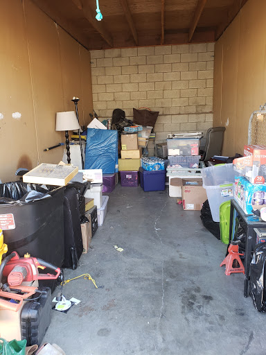 Self-Storage Facility «Extra Space Storage», reviews and photos, 250 N Cota St, Corona, CA 92880, USA