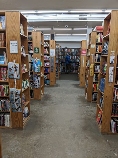 Book Store «Half Price Books», reviews and photos, 5017 Excelsior Blvd, St Louis Park, MN 55416, USA