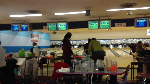 Bowling Alley «Lawn Lanes», reviews and photos, 6750 S Pulaski Rd, Chicago, IL 60629, USA