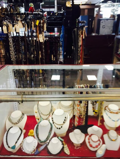 Thrift Store «Texas Thrift Store Inc», reviews and photos, 2100 S Cooper St, Arlington, TX 76013, USA