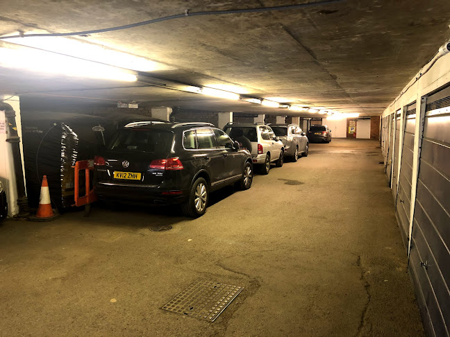 Reviews of City Car Parks and Storage in London - Parking garage