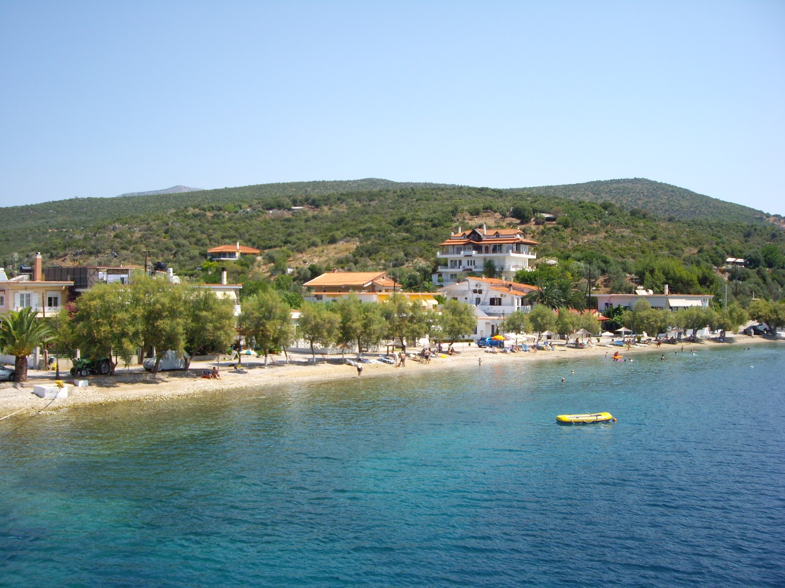 Foto von Glifa small beach und seine wunderschöne Landschaft
