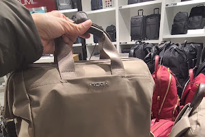 TUMI Outlet Store - Vancouver Outlet
