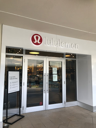 Sportswear Store «lululemon», reviews and photos, 5435 Tamiami Trail N c, Naples, FL 34108, USA