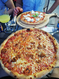 Plats et boissons du Pizzeria Pizza Jean Jaurès à Nîmes - n°12