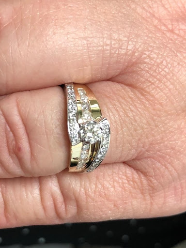 Jeweler «DaValle Jewelers», reviews and photos, 5116 N Harlem Ave, Harwood Heights, IL 60706, USA