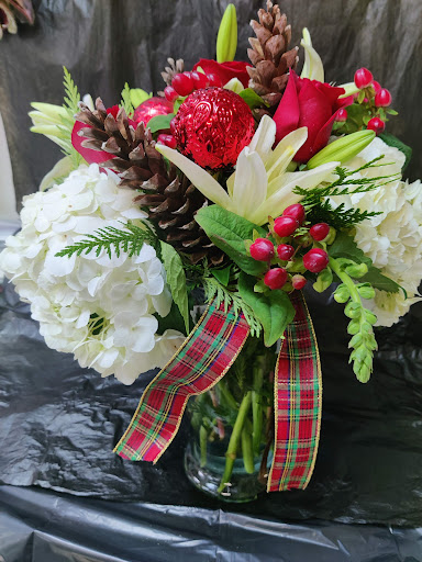 Florist «Just For You Flowers & Gifts (Same Day Delivery)», reviews and photos, 14 Washington St, Morristown, NJ 07960, USA