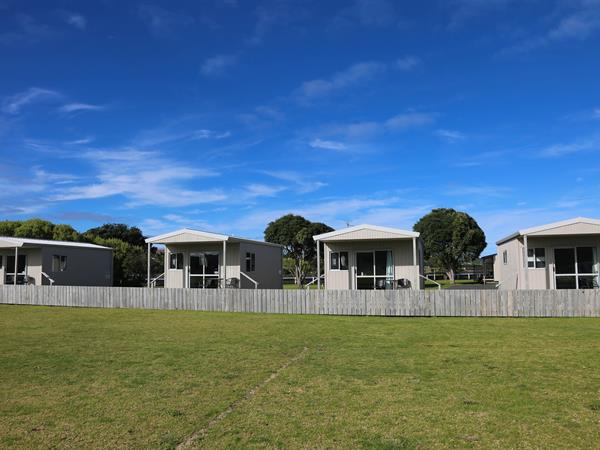 Comments and reviews of Raglan Holiday Park