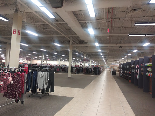 Clothing Store «Burlington Coat Factory», reviews and photos, 6725 E Black Horse Pike, Egg Harbor Township, NJ 08234, USA