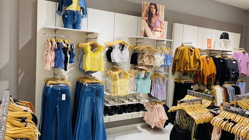 Clothing Store «Forever 21», reviews and photos, 755 NJ-18, East Brunswick, NJ 08816, USA