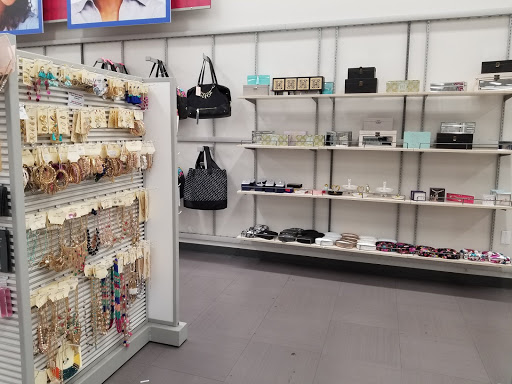 Clothing Store «Burlington Coat Factory», reviews and photos, 3671 N Freeway Blvd, Sacramento, CA 95834, USA