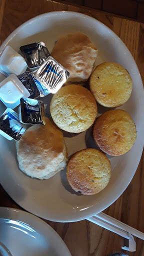 American Restaurant «Cracker Barrel Old Country Store», reviews and photos, 200 Davis Blvd, Pittsburgh, PA 15275, USA