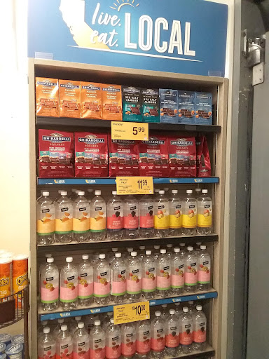 Safeway image