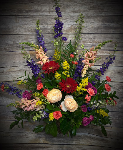 Gift Shop «Pathelen Flower & Gift Shop, Inc», reviews and photos, 1038 Main St, Shelbyville, KY 40065, USA