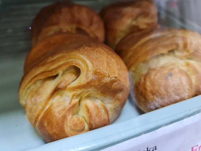 Opinii despre Gazda-Kenyér Kft. în Balassagyarmat - Pékség