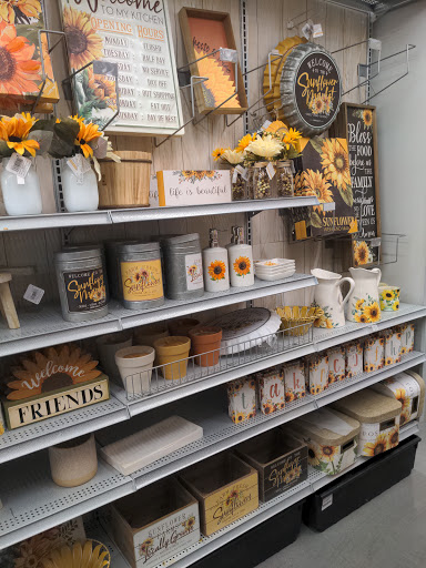 Craft Store «Michaels», reviews and photos, 120 Perimeter Center Pl, Dunwoody, GA 30346, USA