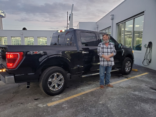 Used Car Dealer «Klaben Ford Lincoln», reviews and photos, 1089 W Main St, Kent, OH 44240, USA