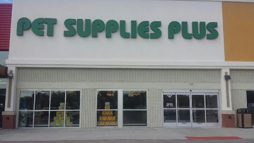 Pet Supply Store «Pet Supplies Plus», reviews and photos, 3200 E Agency St #200, Burlington, IA 52601, USA