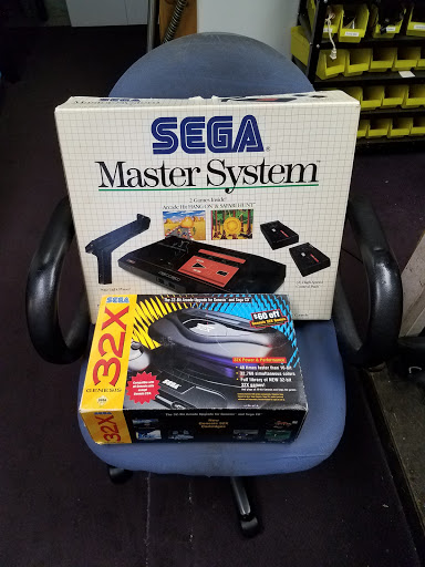 Video Game Store «Metro Computer, Games and iRepair, LLC», reviews and photos, 16567 E 10 Mile Rd, Eastpointe, MI 48021, USA