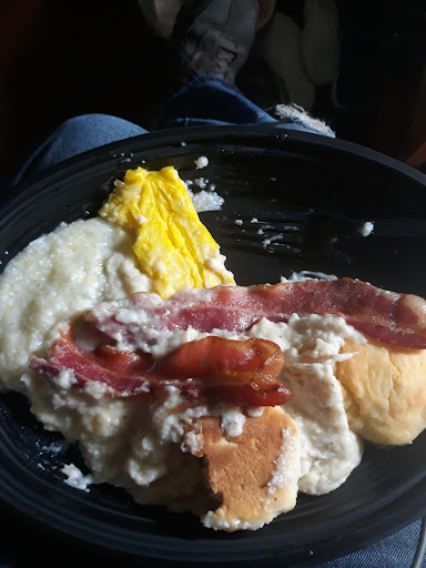 American Restaurant «Cracker Barrel Old Country Store», reviews and photos, 800 Happy Valley St, Cave City, KY 42127, USA