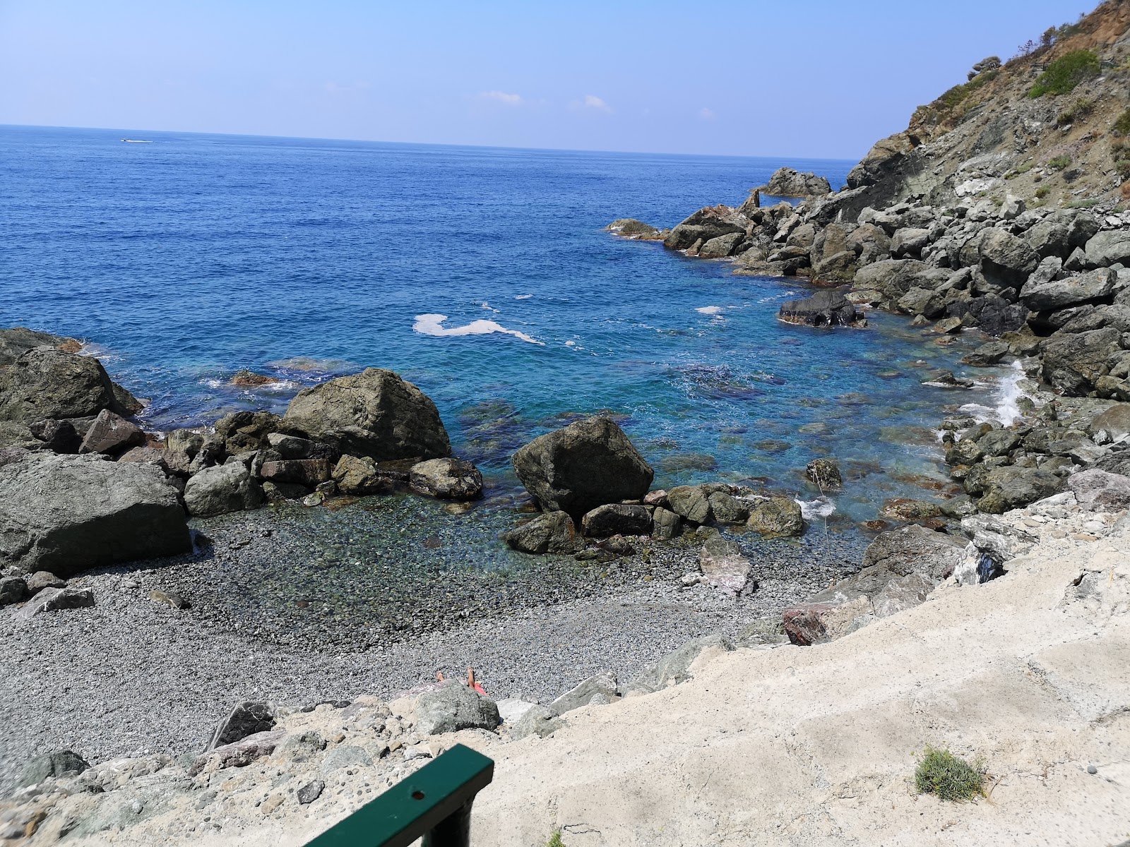 Spiaggia Rosadimare的照片 带有直岸短