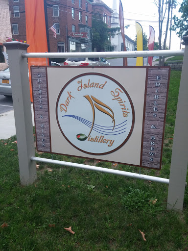 Distillery «Dark Island Spirits», reviews and photos, 42 Church St, Alexandria Bay, NY 13607, USA