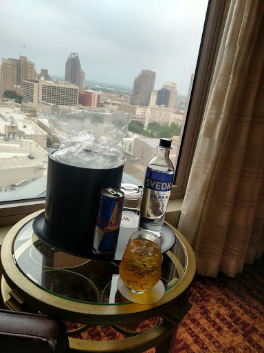 Liquor Store «KG Liquor», reviews and photos, 8456 Fredericksburg Rd, San Antonio, TX 78229, USA