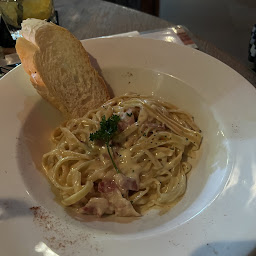 Mozzarella Restaurant and Bar