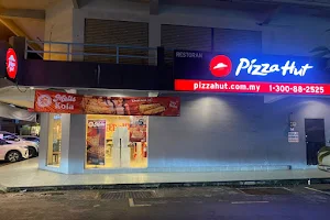 Pizza Hut Delivery Kingfisher image