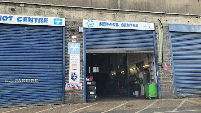 North Hinksey Garage - Service Centre