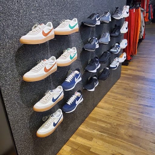 Sporting Goods Store «Nike Factory Store», reviews and photos, 2236 Nostrand Ave, Brooklyn, NY 11210, USA