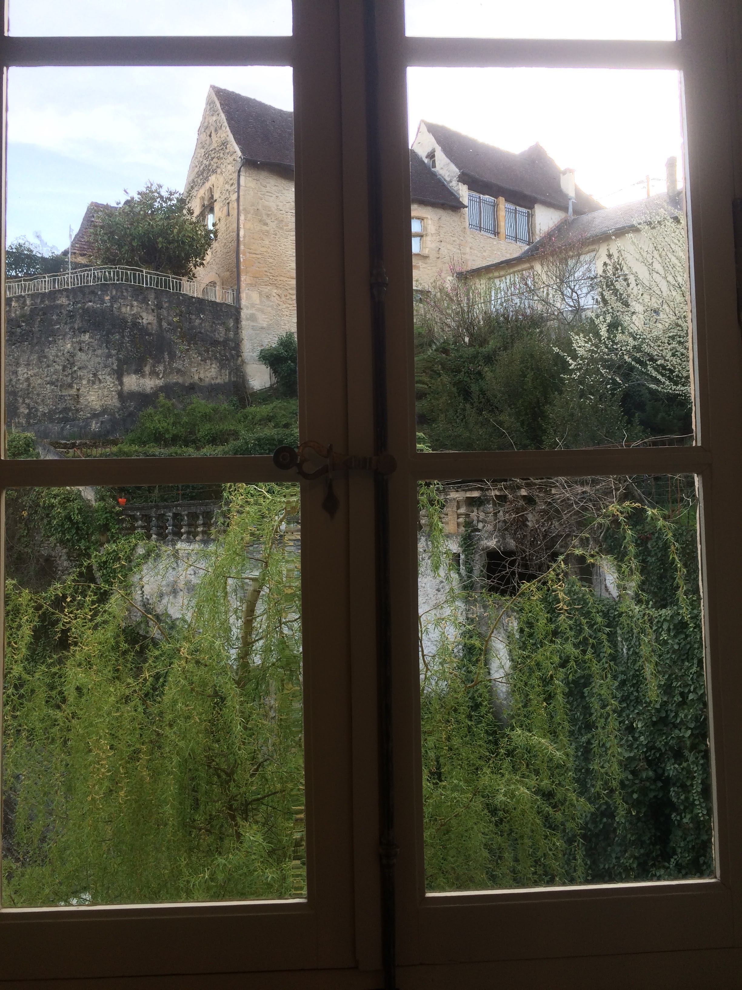 Photo n° 4 de l'avis de Madelaine.s fait le 11/04/2018 à 14:22