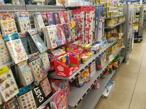 Variety Store «Five Below», reviews and photos, 2897 S Rochester Rd, Rochester Hills, MI 48307, USA