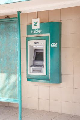 Distributeur de l'Étang-Salé- Crédit Agricole à L'Étang-Salé