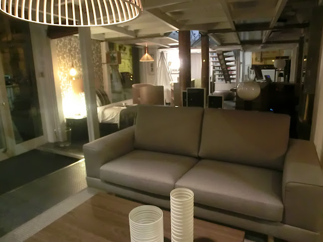 Octógono - Mobiliário e Decoração, Lda. Horário de abertura
