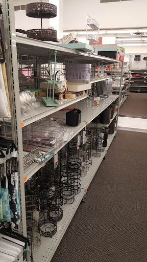 Clothing Store «Burlington Coat Factory», reviews and photos, 9321 Telegraph Rd, Redford Charter Twp, MI 48239, USA