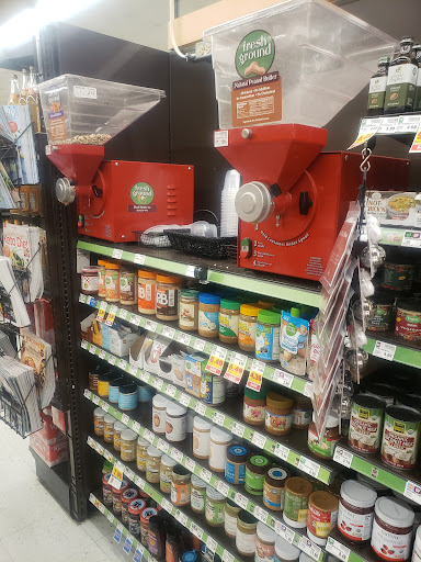 Grocery Store «Fred Meyer», reviews and photos, 2855 Broadway St NE, Salem, OR 97303, USA