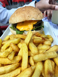 Plats et boissons du Restaurant Le Pénalty à Valenciennes - n°1