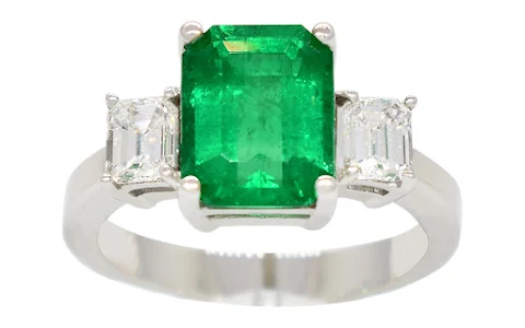 Queen Emerald Corporation image