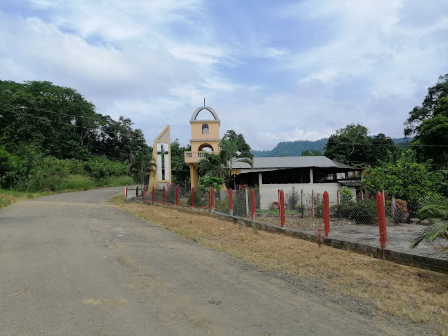 Opiniones de Capilla de bonce adentro en Bellavista - Iglesia