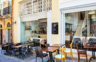 Is Femminas ristorante - Via Napoli, 90, 09124 Cagliari CA, Italy