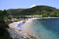 Isomata beach'in fotoğrafı çok temiz temizlik seviyesi ile