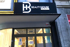 Beauty House Munich | Laserhaarentfernung und exklusive Beauty-Behandlungen image